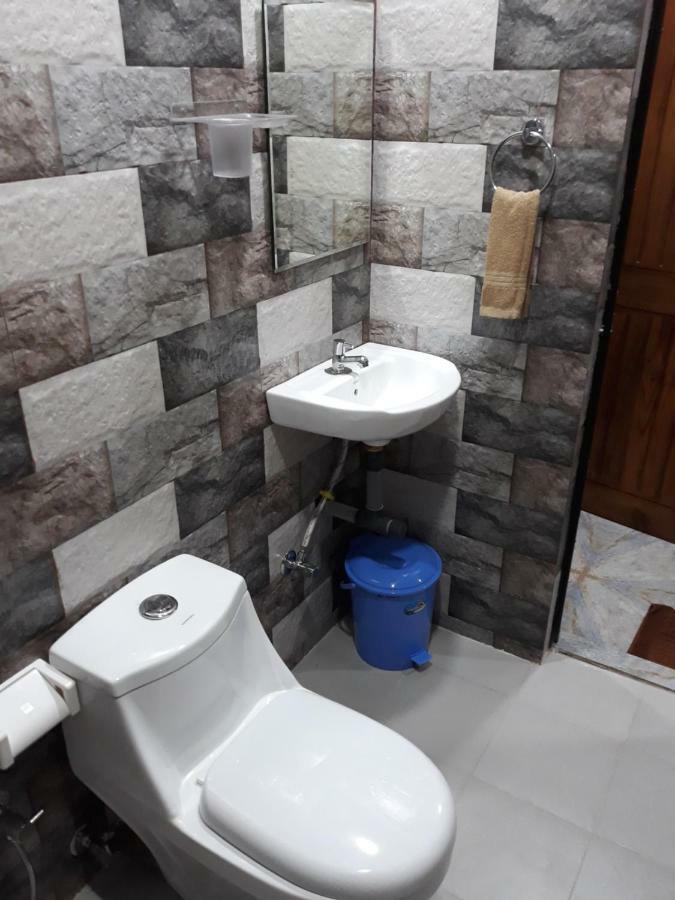 Shawn'S The Morjim Enclave Hotel Екстериор снимка