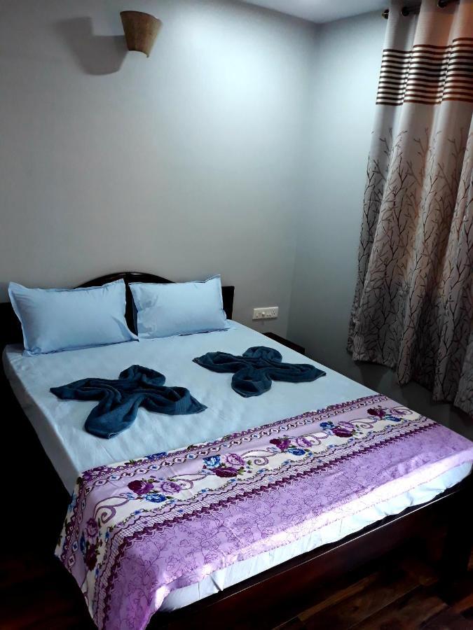 Shawn'S The Morjim Enclave Hotel Екстериор снимка