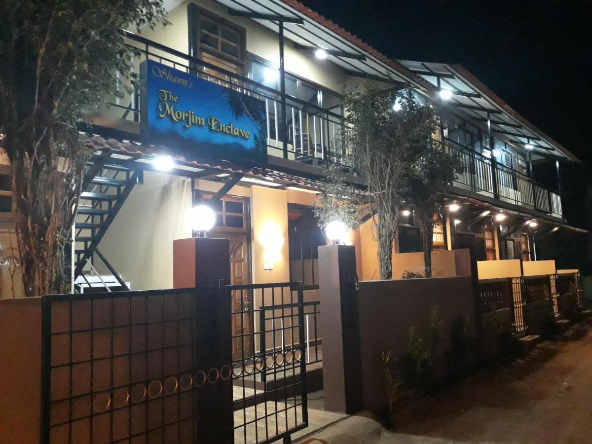Shawn'S The Morjim Enclave Hotel Екстериор снимка